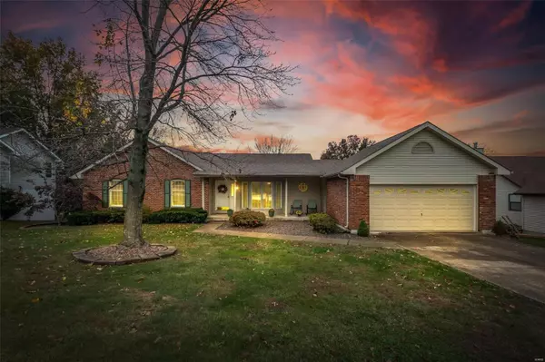 205 Washington Heights DR,  Washington,  MO 63090