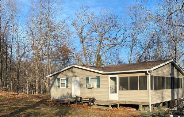 500 County Road 518,  Ellington,  MO 63638