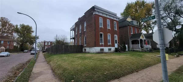 6702 Virginia AVE, St Louis, MO 63111