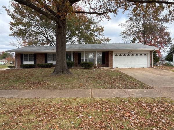 2873 Firelight DR, St Louis, MO 63129