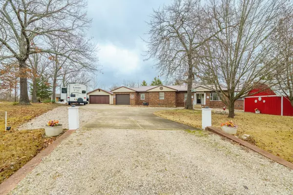 21692 State Highway Y, St Robert, MO 65584