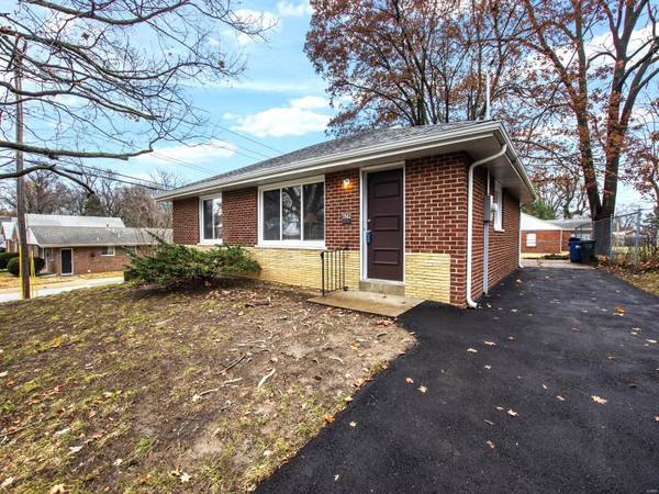 3562 Brown RD, St Louis, MO 63114