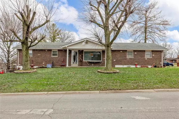 St Charles, MO 63301,3102 Mamelles DR