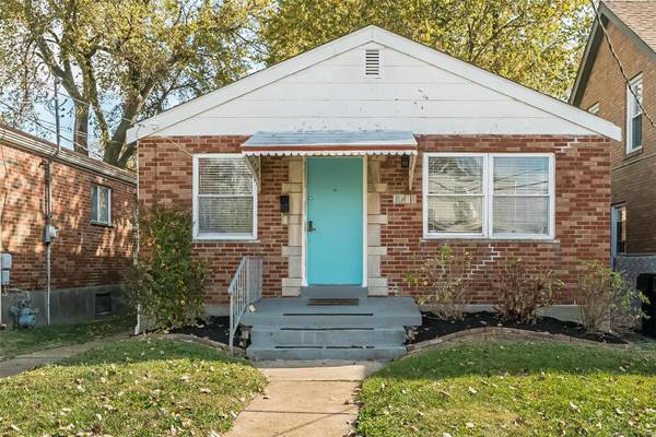 1114 Meyer ST, St Louis, MO 63130