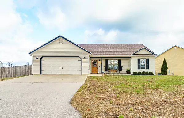 23795 Risen RD,  Waynesville,  MO 65583