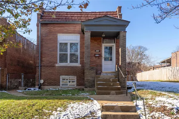 3527 Michigan AVE, St Louis, MO 63118