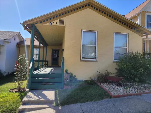 317 N 6th ST, Hannibal, MO 63401