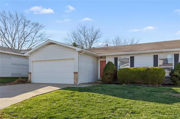 965 Windstream DR, St Peters, MO 63376