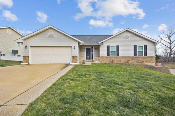 4630 Kellykris DR, St Charles, MO 63304