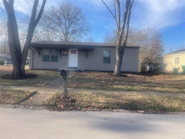 61 Cedar Drive, Pacific, MO 63069