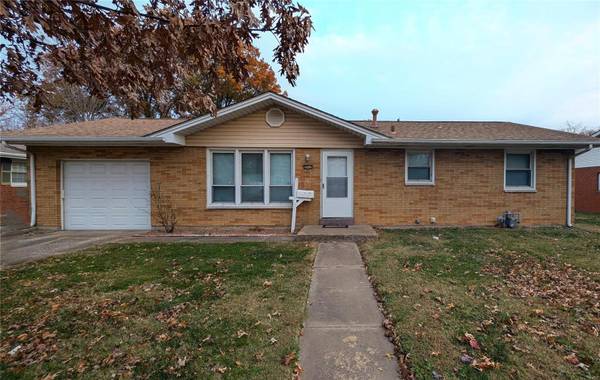 3512 Johnson RD, Granite City, IL 62040