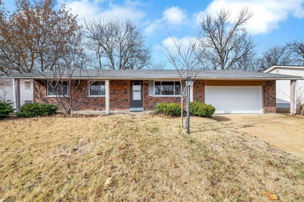 4147 Fuller LN, Bridgeton, MO 63044