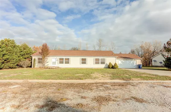 321 Sunset DR, Sparta, IL 62286