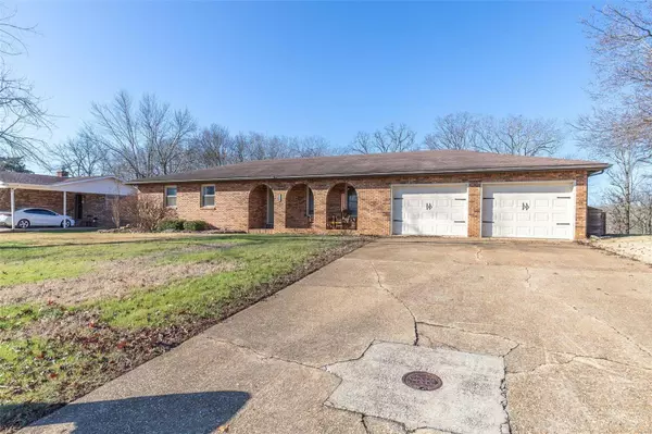 Poplar Bluff, MO 63901,2813 Lakeside Drive