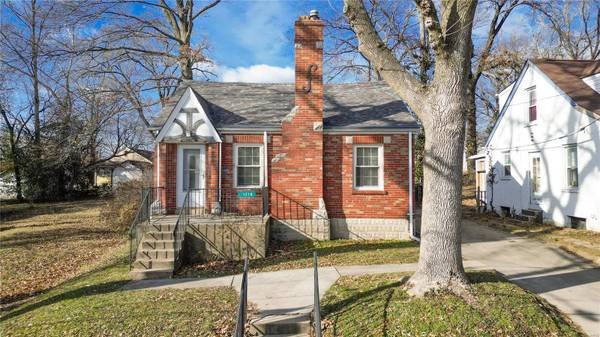 1219 Meyer ST, St Louis, MO 63130