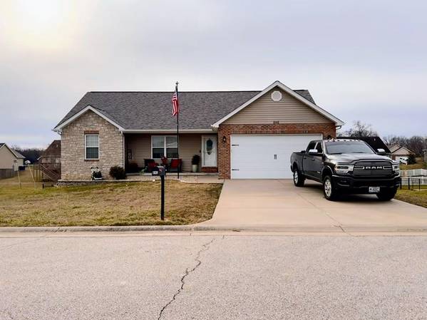 846 Pebble Beach CT, Union, MO 63084