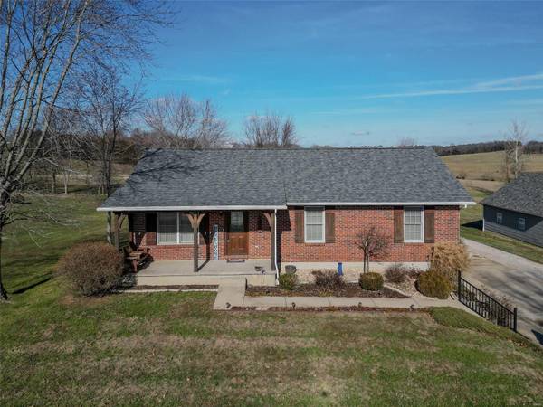 18425 Garden Rd, Ste Genevieve, MO 63670