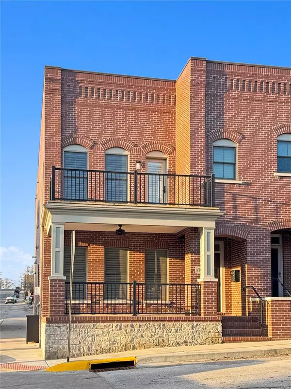 14 E Main ST, Washington, MO 63090