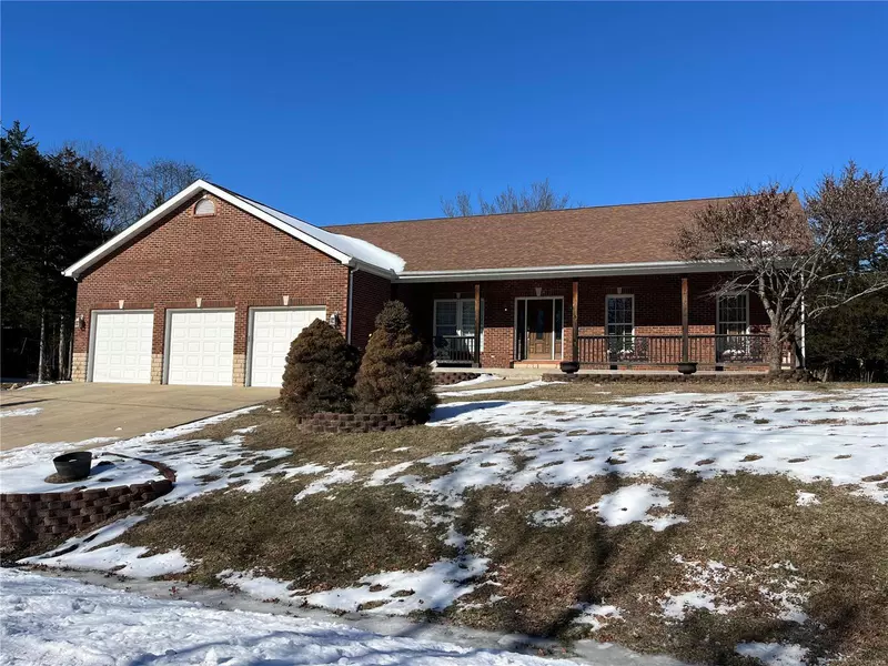 2307 W Squire RD, Marthasville, MO 63357