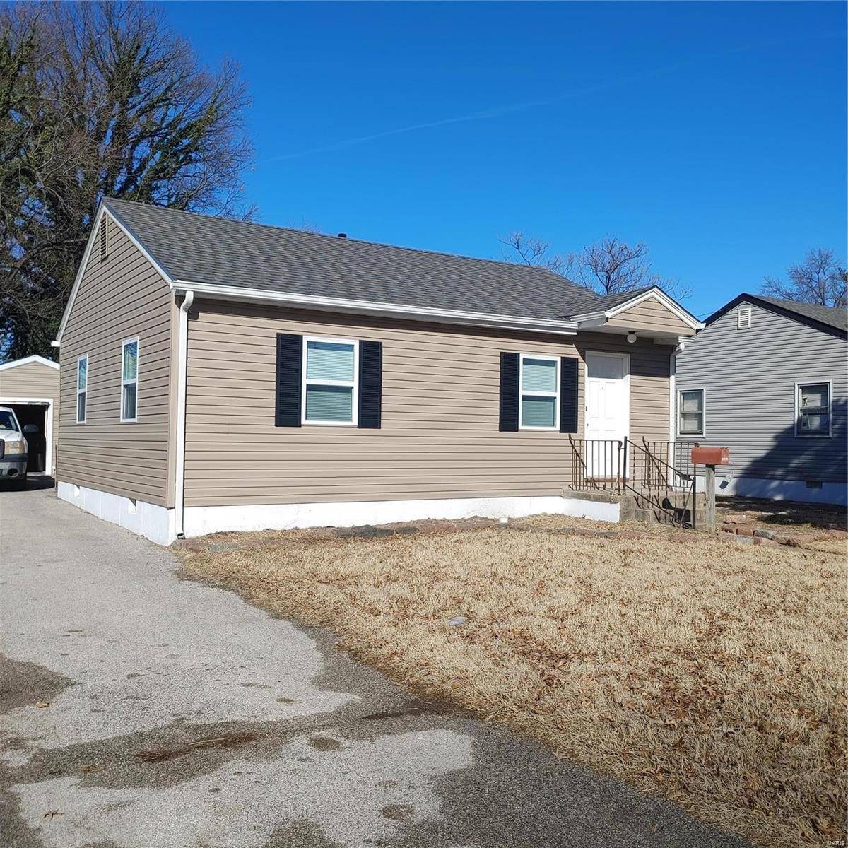 Granite City, IL 62040,2657 Center ST