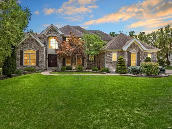 103 Saybridge Manor Pkwy, Lake St Louis, MO 63367