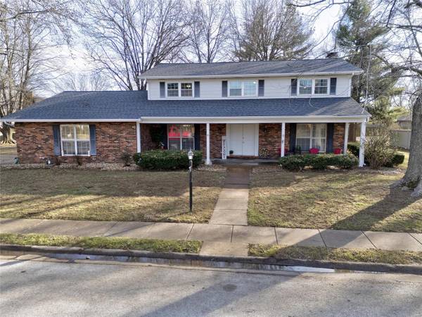 505 Millstone DR, Belleville, IL 62221