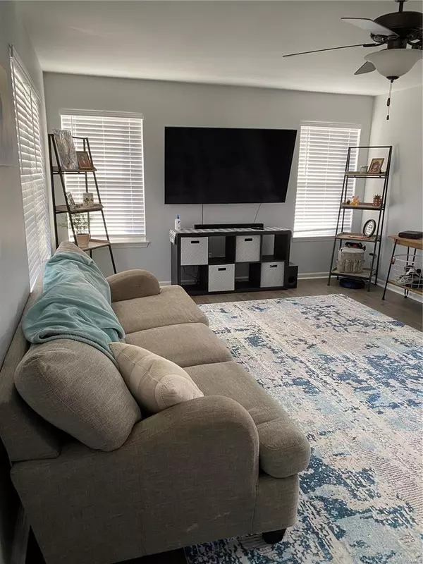 Winfield, MO 63389,140 Valley Farms DR