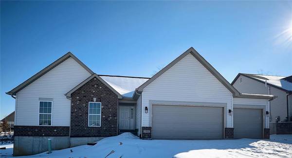 1066 Bloomfield DR, Eureka, MO 63025