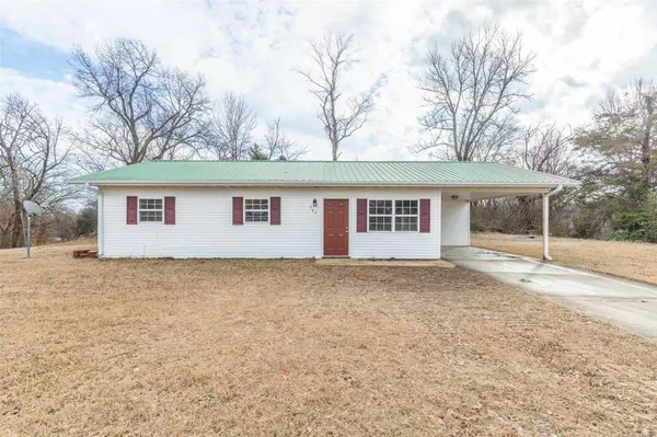 705 Mary Street, Poplar Bluff, MO 63901