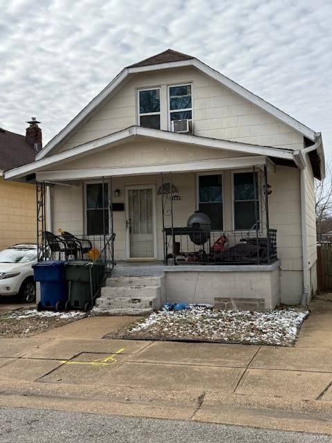 4666 Tesson ST, St Louis, MO 63116