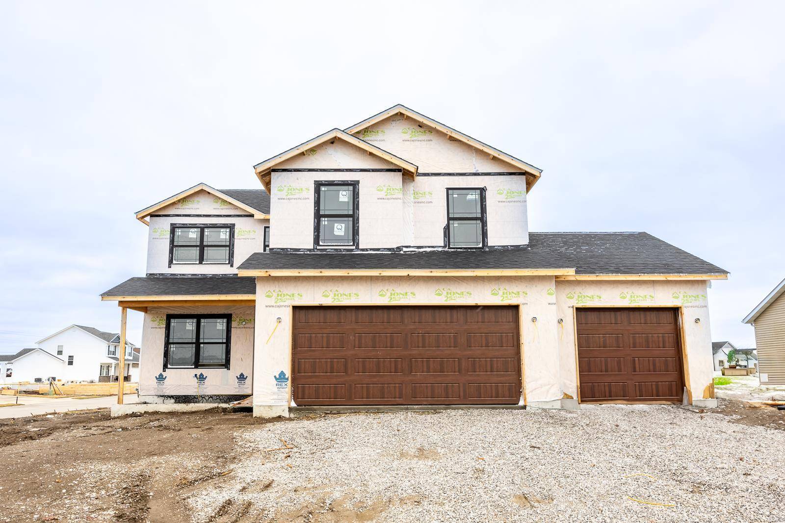 421 Chamberlain DR, Troy, IL 62294