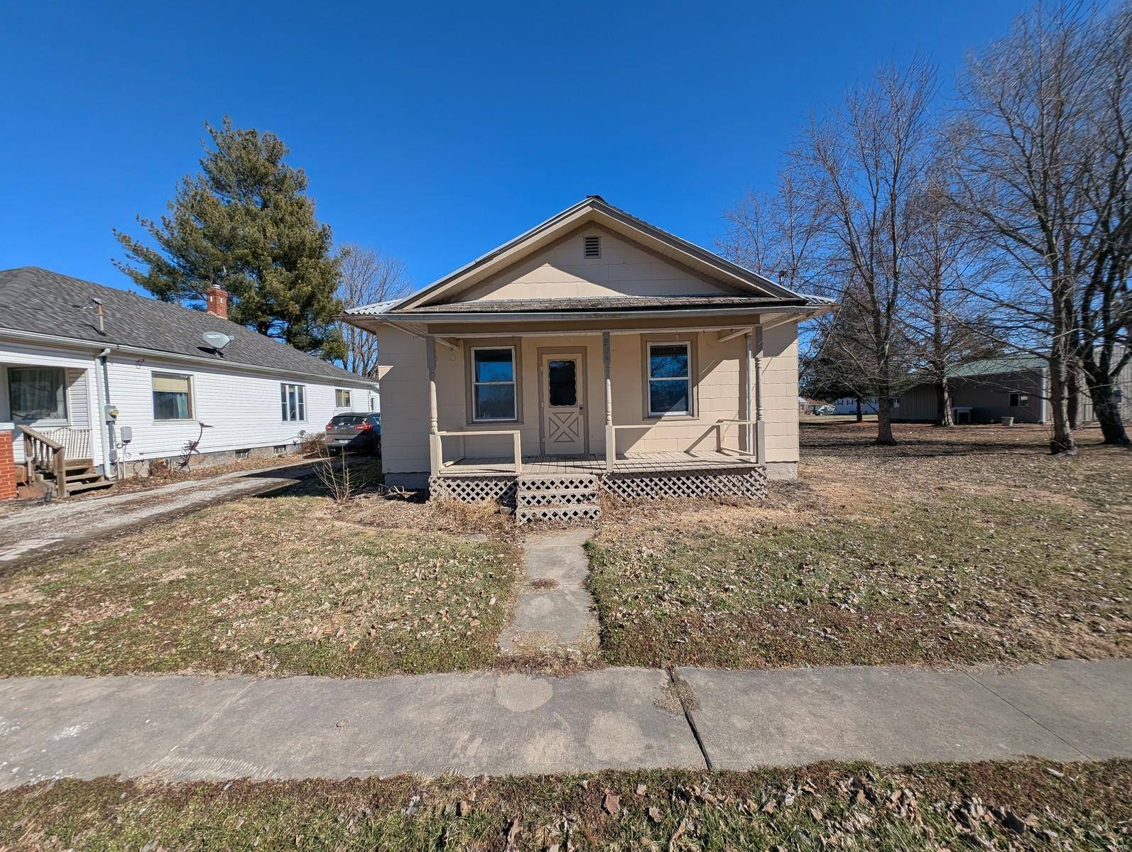 204 Rice ST, Wilsonville, IL 62093