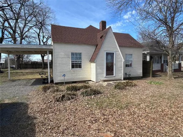 3010 S Ward AVE, Caruthersville, MO 63830