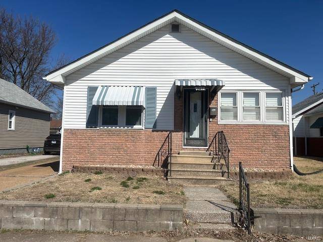 217 E Jennings AVE, Wood River, IL 62095