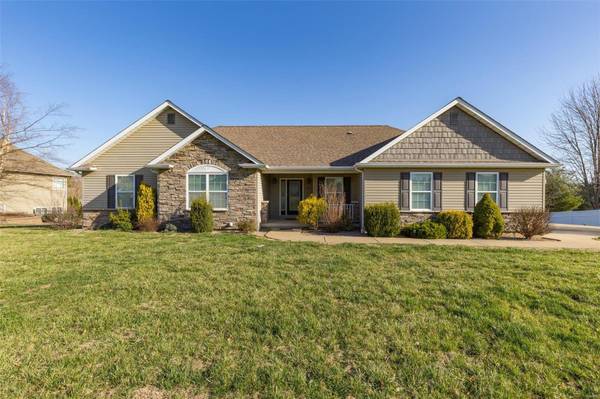 611 Thornberry, Farmington, MO 63640