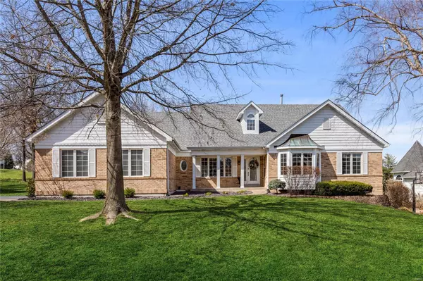 567 Malinmor DR, Weldon Spring, MO 63304