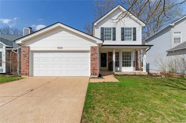 1521 Strawberry Glen CT, Ballwin, MO 63021