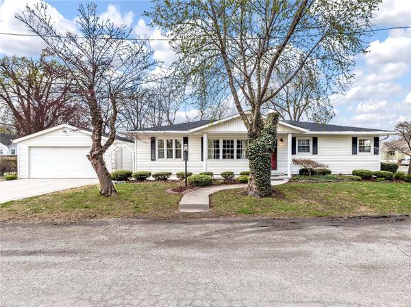 1640 Minerva AVE, Granite City, IL 62040