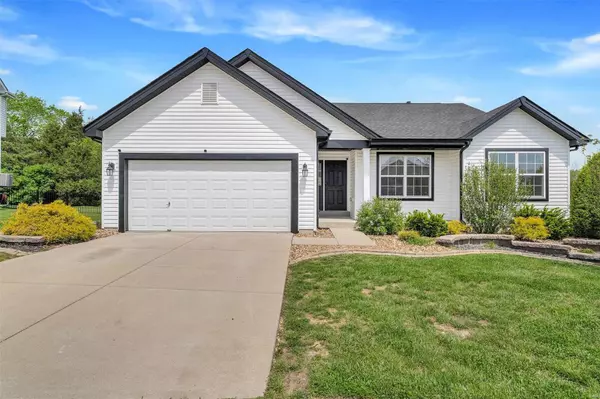 283 Sonnet CIR, Wentzville, MO 63385
