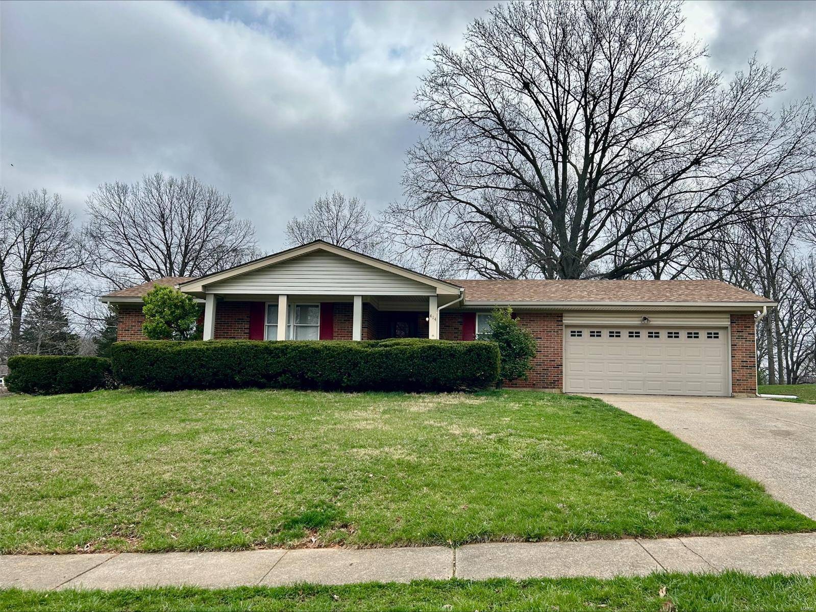 414 Imperial CT, O'fallon, MO 63366