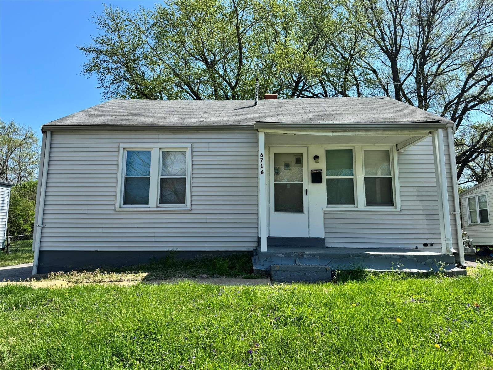 6716 Torlina DR, St Louis, MO 63134