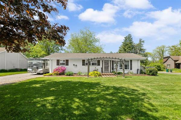 2 Park ST, Freeburg, IL 62243