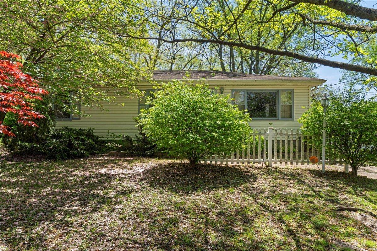 108 Anabel AVE, Ferguson, MO 63135