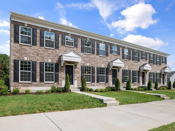 300 Fall Harvest DR, O'fallon, MO 63385