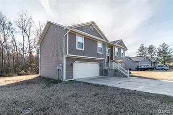 Poplar Bluff, MO 63901,3310 Rhett Ln