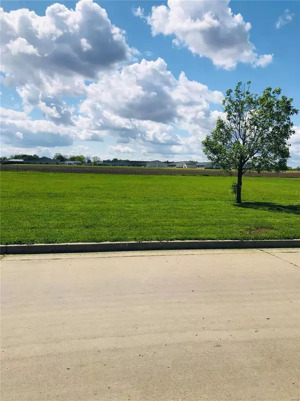 21 N June ST,  Jerseyville,  IL 62052