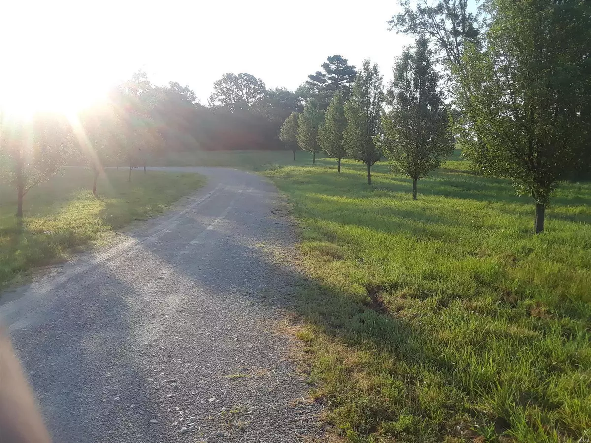 Salem, MO 65560,34857 N Hwy 72 spring creek golf est. N #2