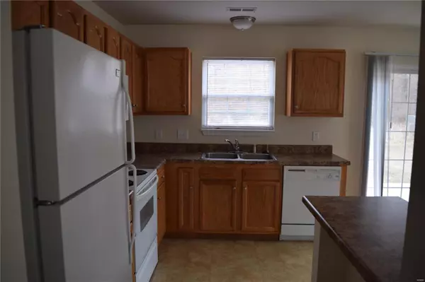 St Robert, MO 65584,118 Valley Way DR