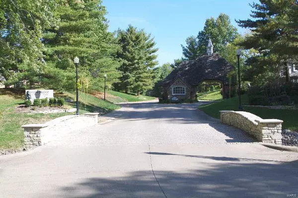 Edwardsville, IL 62025,108 Bristol Park LN