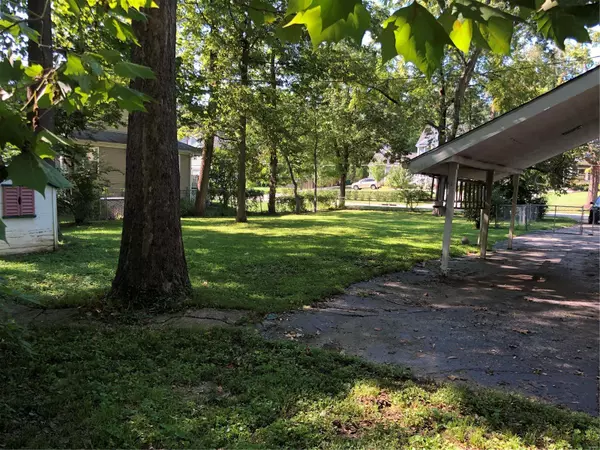 Webster Groves, MO 63119,426 W Kirkham AVE